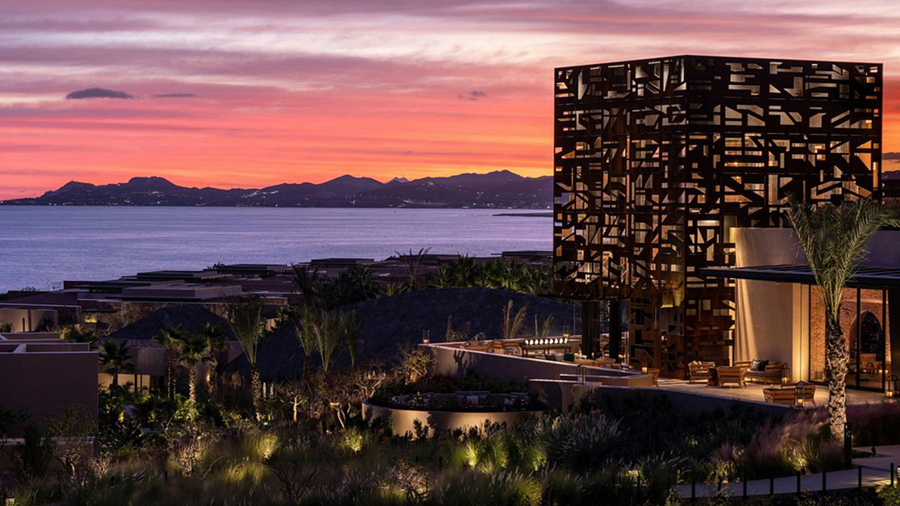 Zadun Ritz-Carlton Transportation